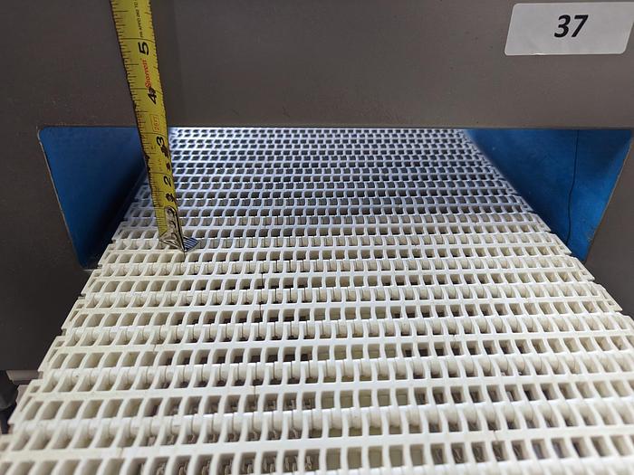 Used Loma IQ2 Metal Detector