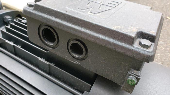 Sew-Eurodrive DFV100-AC Motor