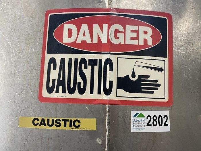 Used SS 1000 Gallon Slope-Bottom Tank