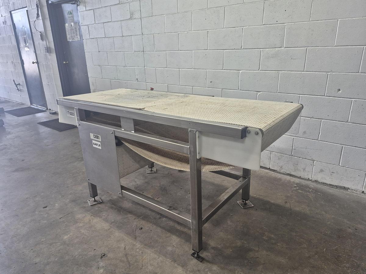 Used 5.10 ft Flat Belt Conveyor 