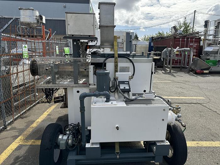 Used APV-Baker Perkins F23215 Twin Screw Extruder