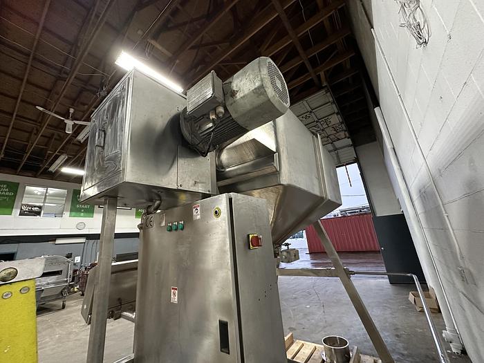 Used Saan OB-3000 Octagonal Blender