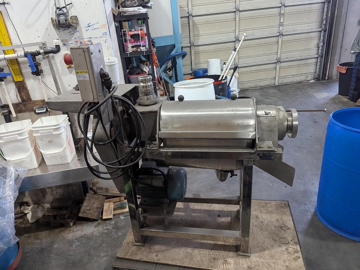 Used Industrial Spiral Juicer Extractor