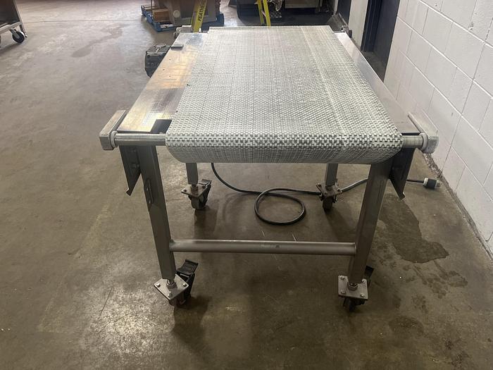 Used 4' Hinds-Bock Straight Conveyor - SC-2404