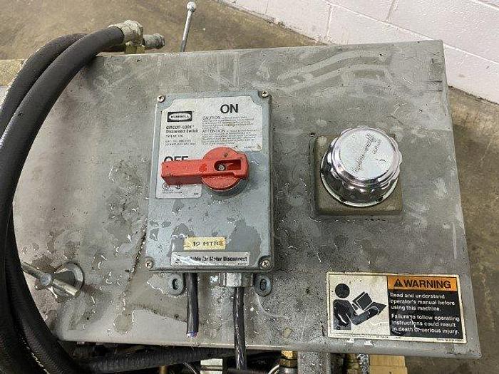 Used Nott 30 Gallon Hydraulic Reservoir