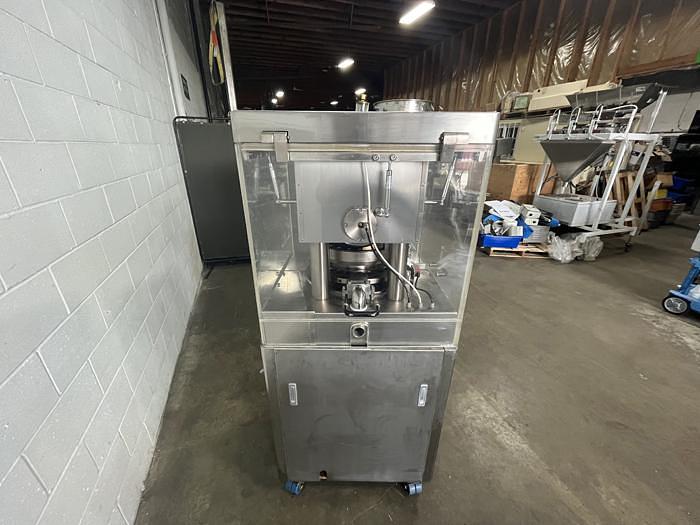 Used Vanguard Rotary Tablet Press