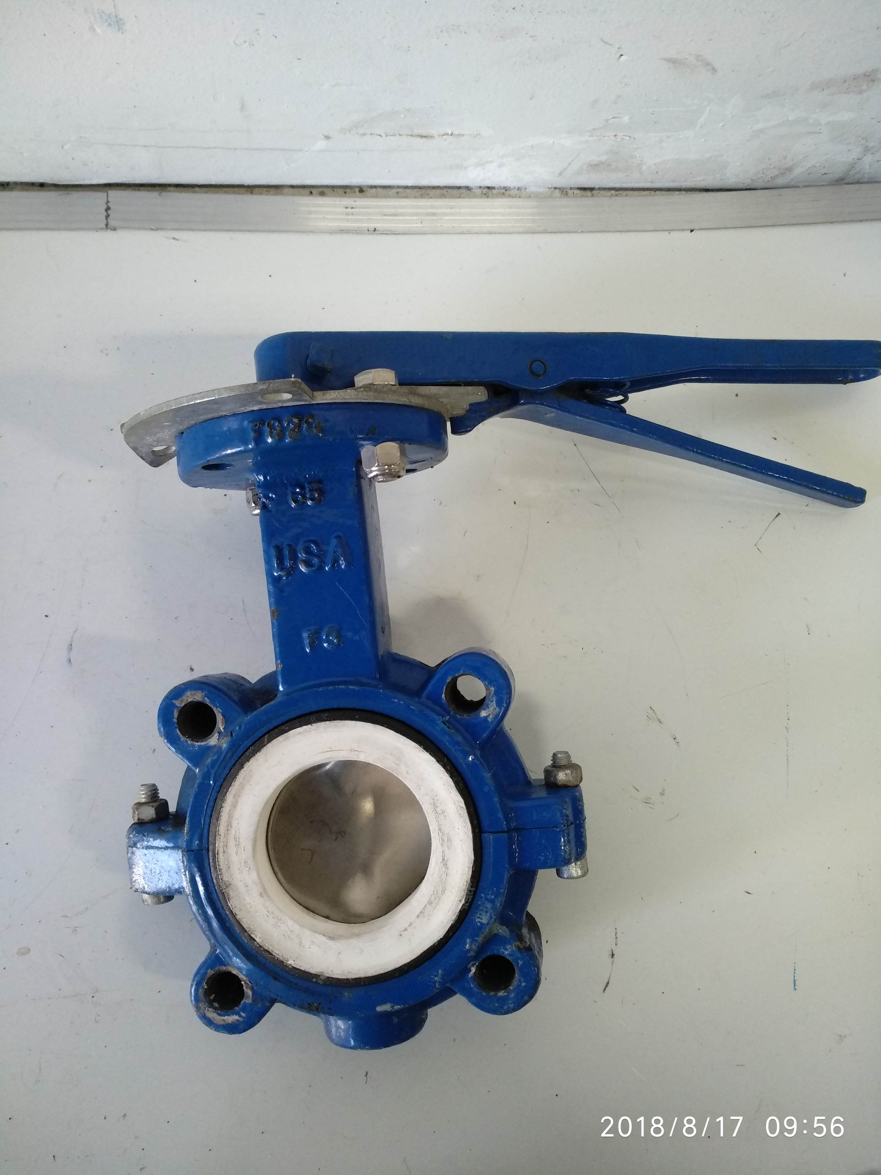 Used Manual 2 1/2" Butterfly Valve
