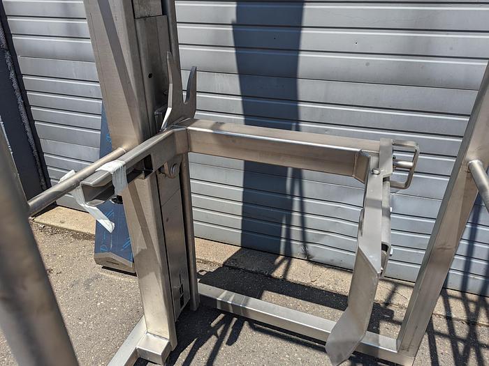 SYSPAL 770lb Buggy Dumper