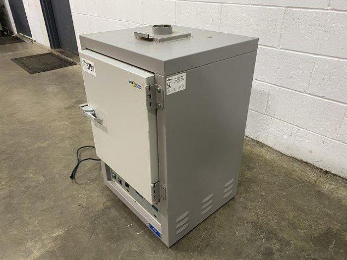 Used VWR 1330GM Gravity Convection Oven