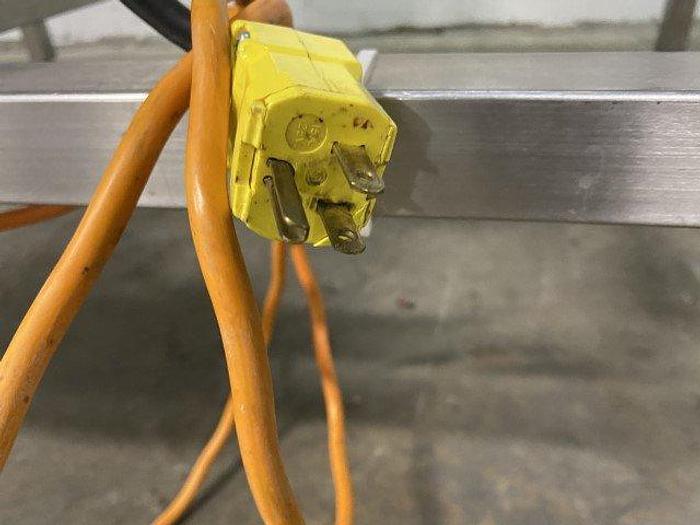 Used Loma IQ2 Metal Detector