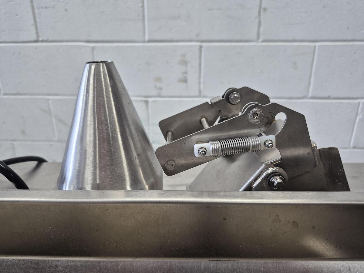 Used 4-Lane Linear Bucket Scale