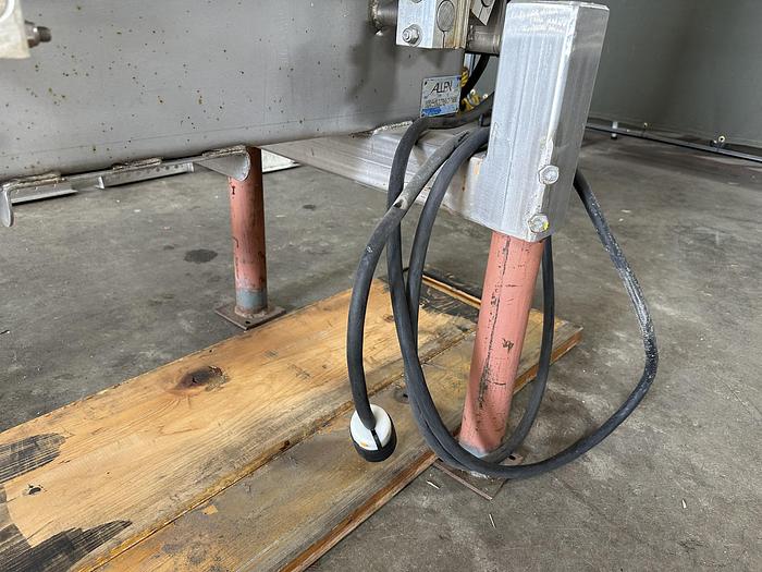 Used Allen Shaker Conveyor