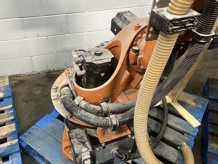 Used KUKA KR 16-2 S Robot