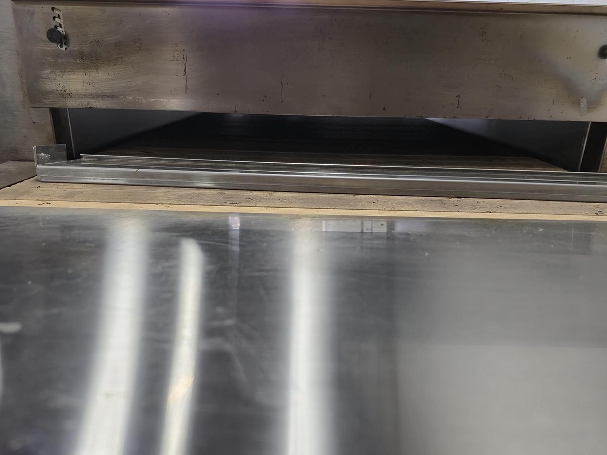 Used Italforni Tunnel Stone Electric Conveyor Oven