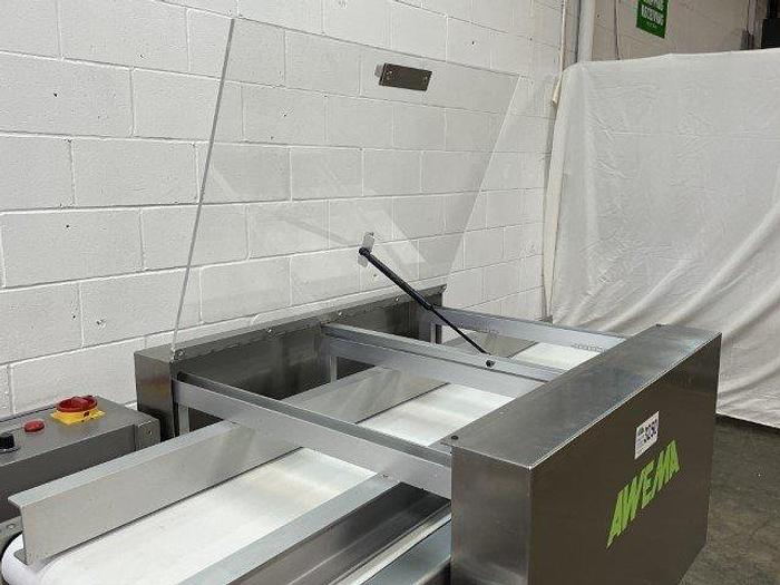 Used Awema 5' Vibrating Conveyor