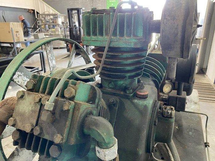 Used Fusheng TA-100 Air Compressor