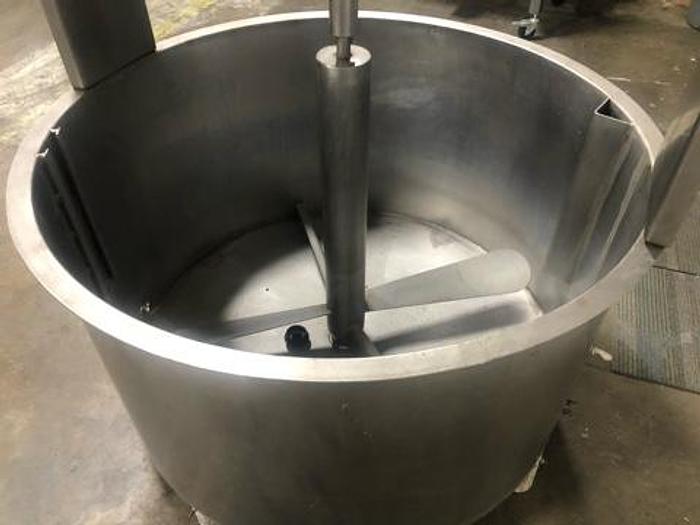 Used RYCO 200 Gallon Roe Agitator Tank