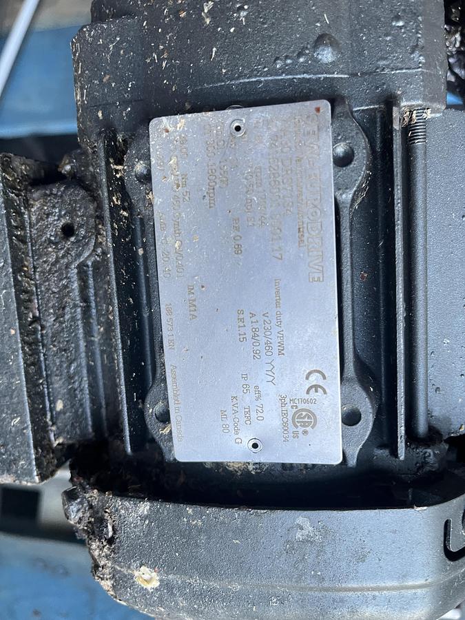 Used Cleated Incline Conveyor