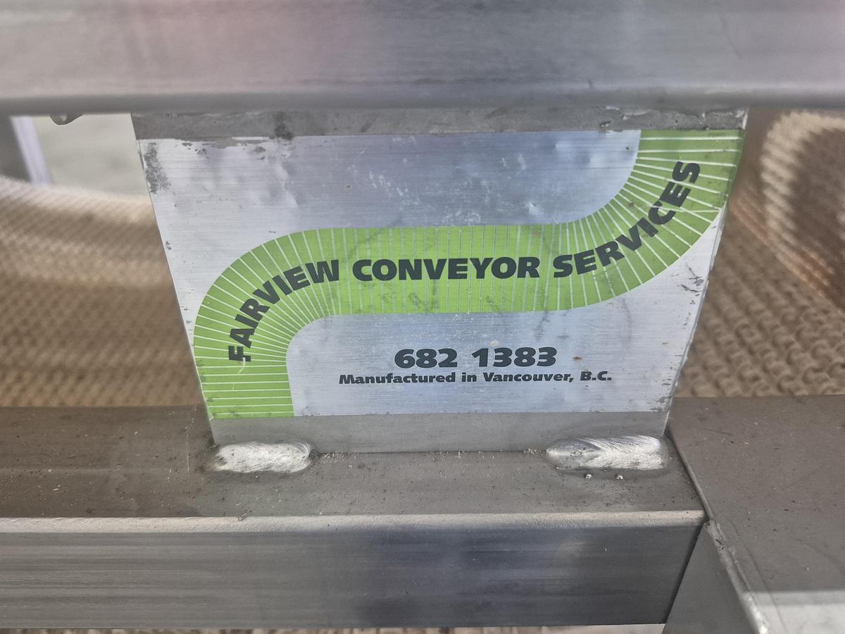 Used 5.10 ft Flat Belt Conveyor 