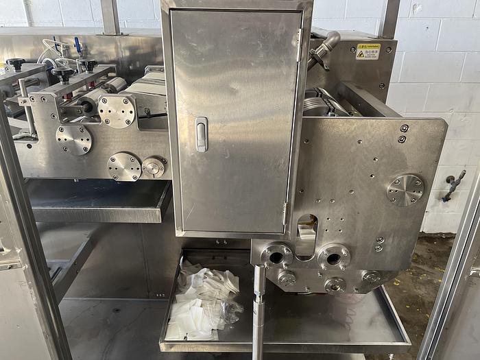 Used Wet Wipe Flow Wrapper