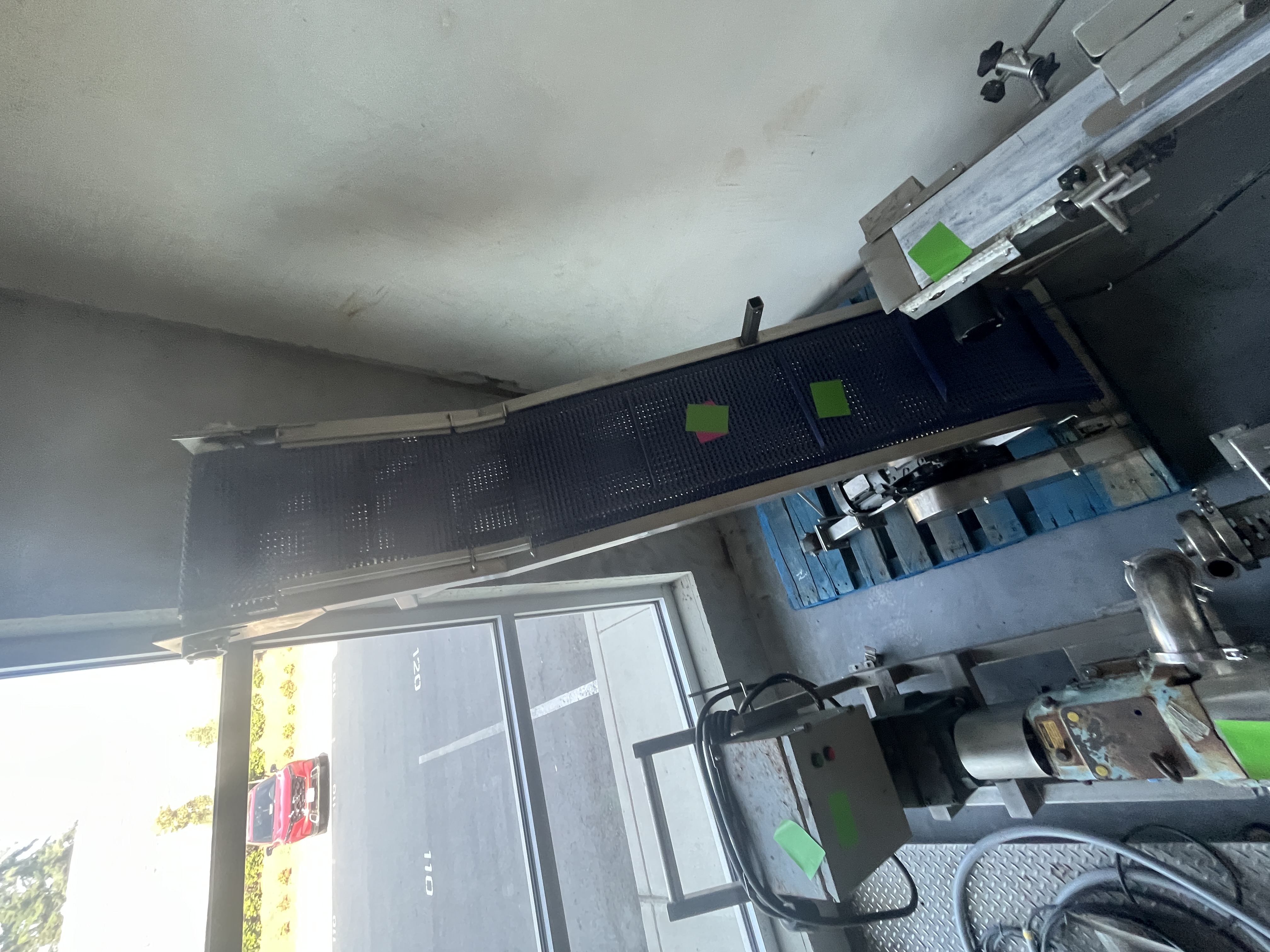 Used Cleated Incline Conveyor