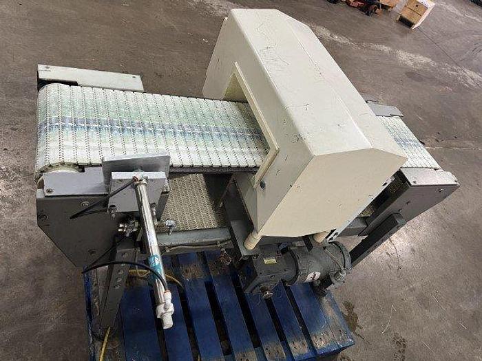 Used Goring Kerr DSP 2 Metal Detector