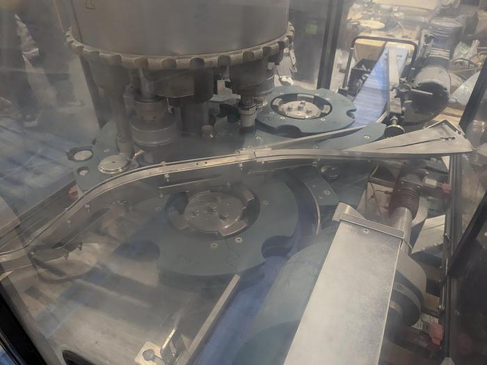 Used P.E. Labellers SPLENDID L7A Labeler Glue Wrap