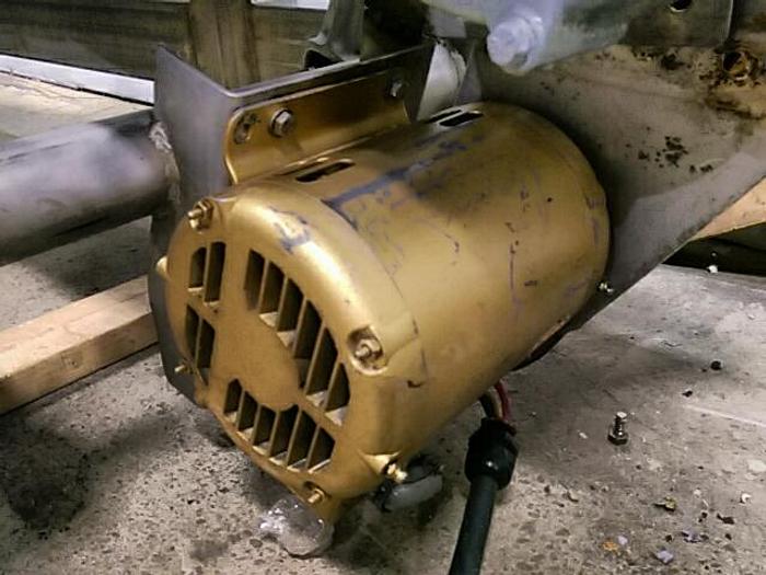 Used Commercial Shaker Conveyor