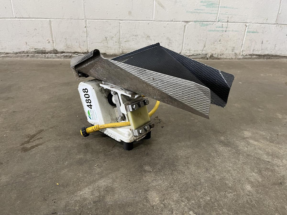 Used Eriez KHS-5 Vibratory Feeder