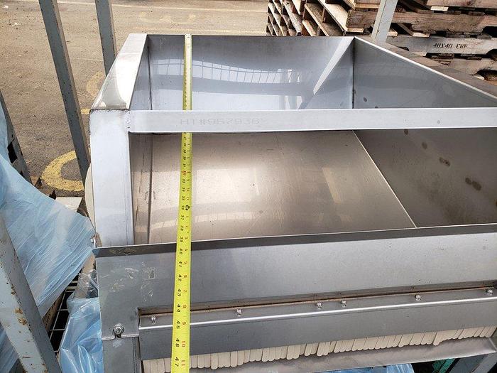 Used Rotating Berry Feeder