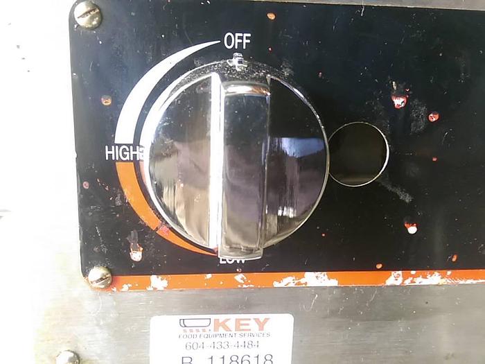 Used Vollrath Cayenne Lava Rock Charbroiler