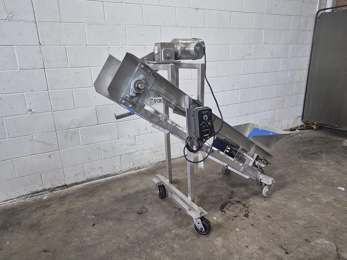 Used Incline Conveyor with Hopper