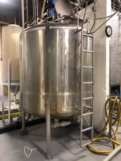 Used 1300 Gallon SS Thick-Walled Water Tank