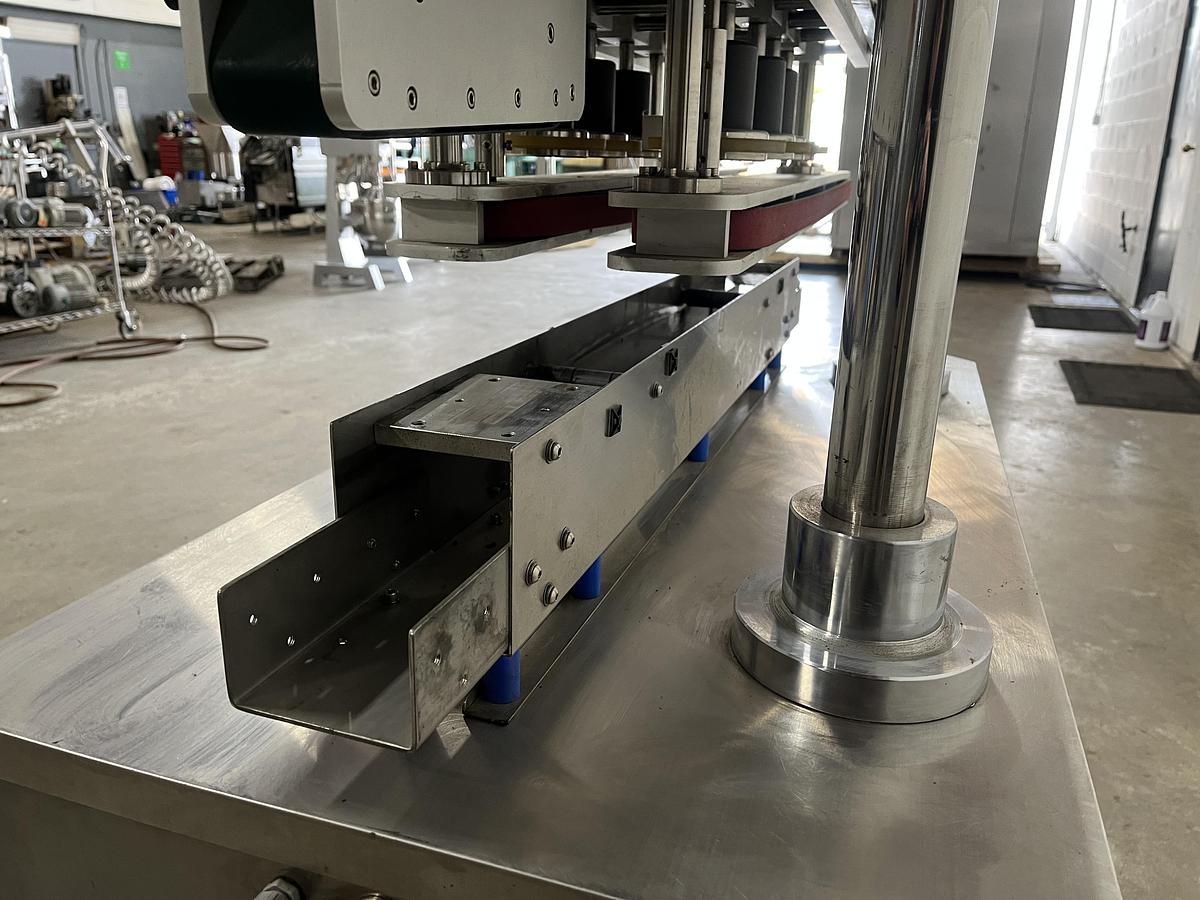 Used Pharmasystec Bottle Capper