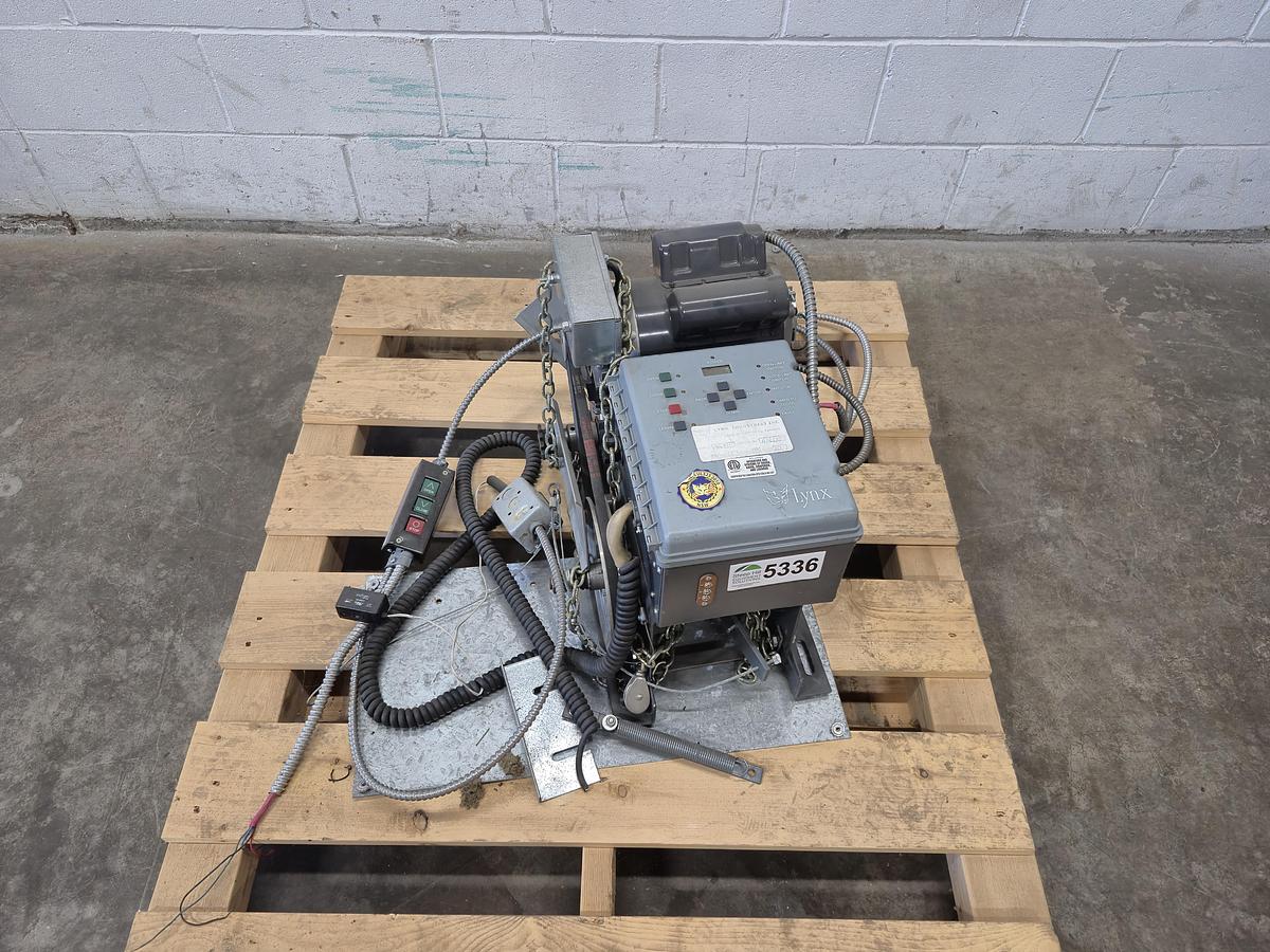 Used Lynx Industries MDC51 Commercial Garage Door Operator
