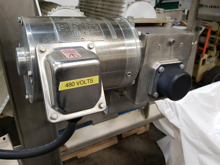 Used Cleated Incline Conveyor with Diverter Conveyor