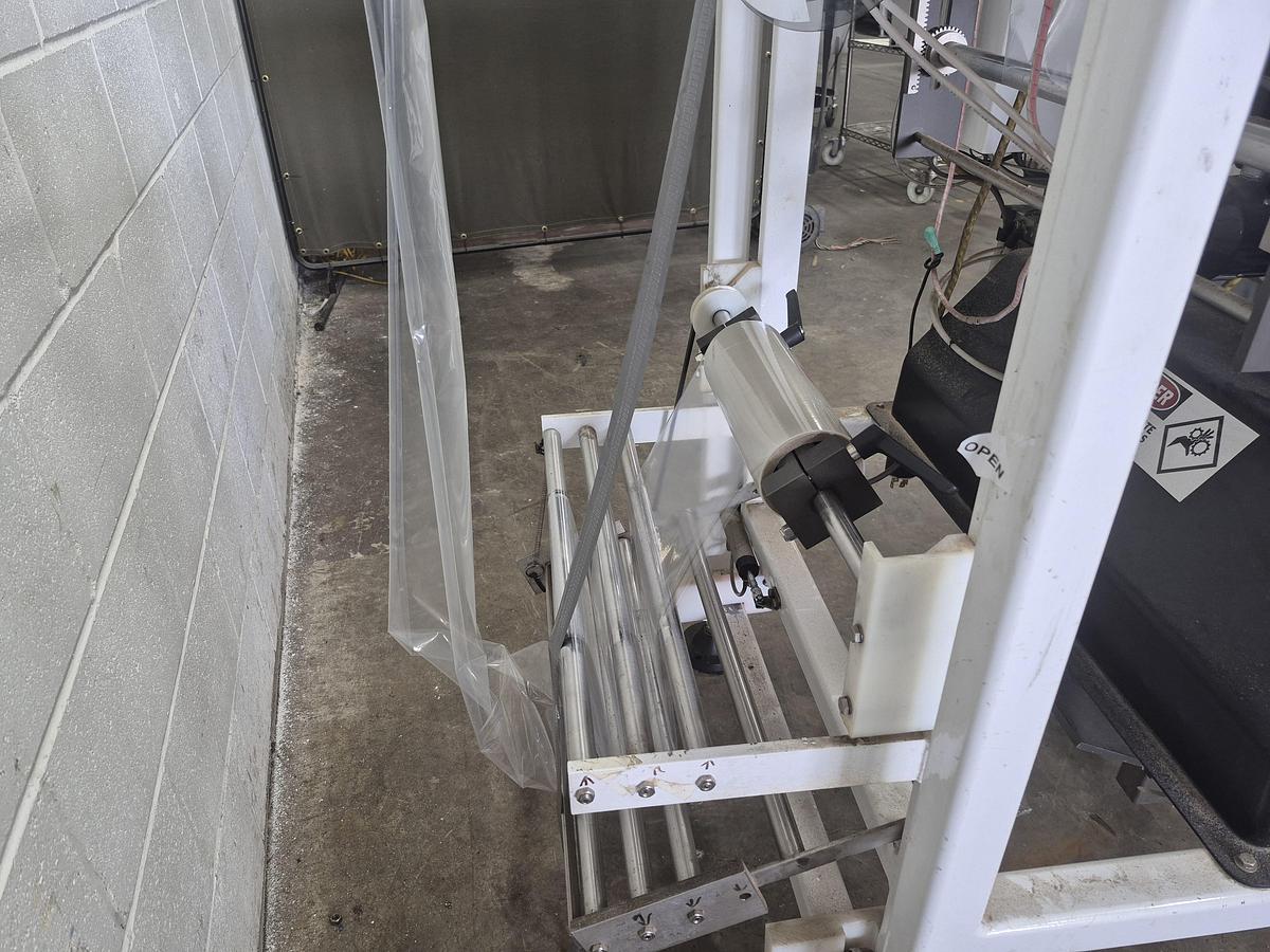 Used Matrix Packaging Machinery Vertical Form-fill-Seal Bagger