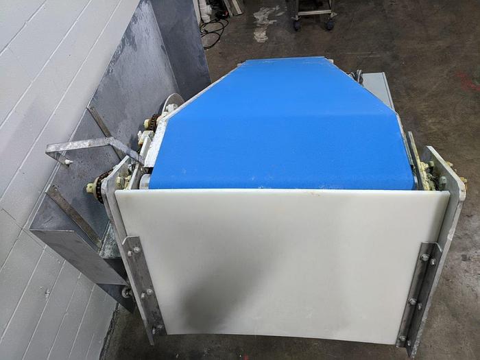 Used 30° Incline Conveyor