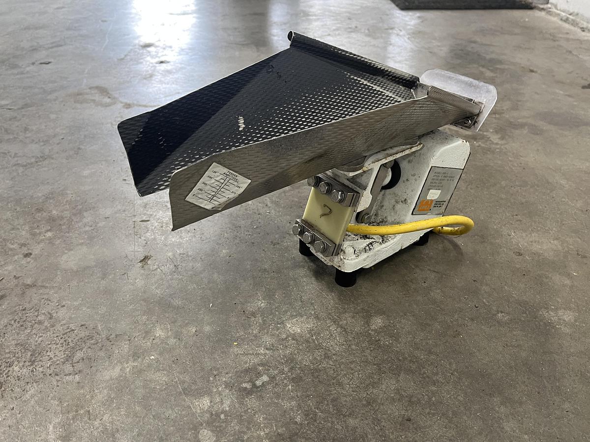 Used Eriez KHS-5 Electromagnetic Vibratory Feeder Drive