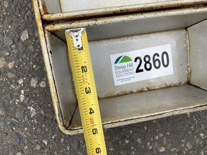 Used 5-Loaf Baking Pans