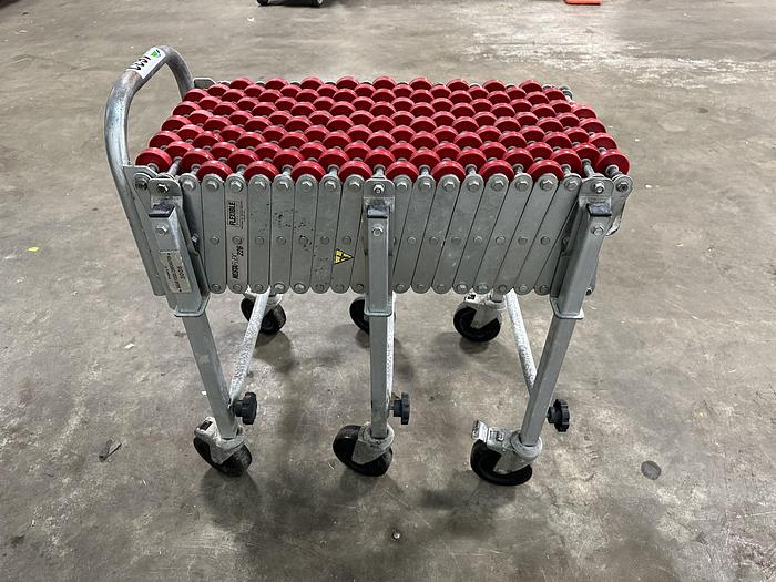 Used NestaFlex 226 Expandable Conveyor