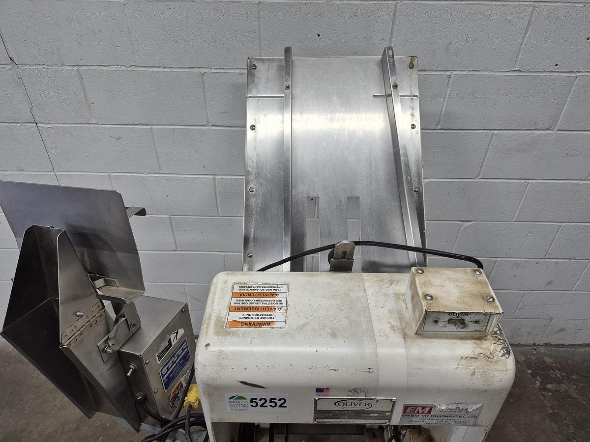 Used Oliver 797-32 Bread Slicer with Mini-Vert Air Bagger Station