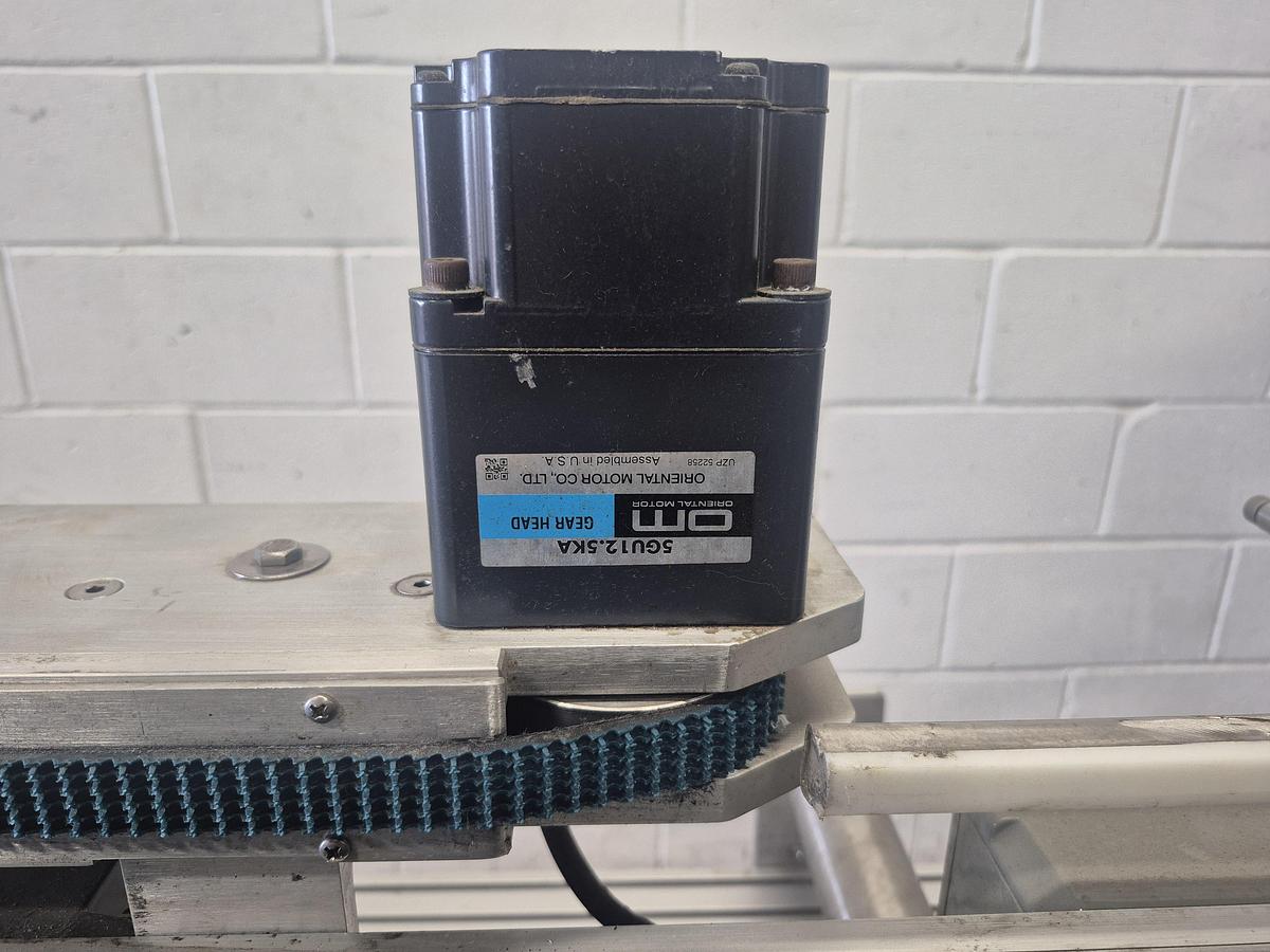 Used Associated Two-Head Top & Bottom Labeller