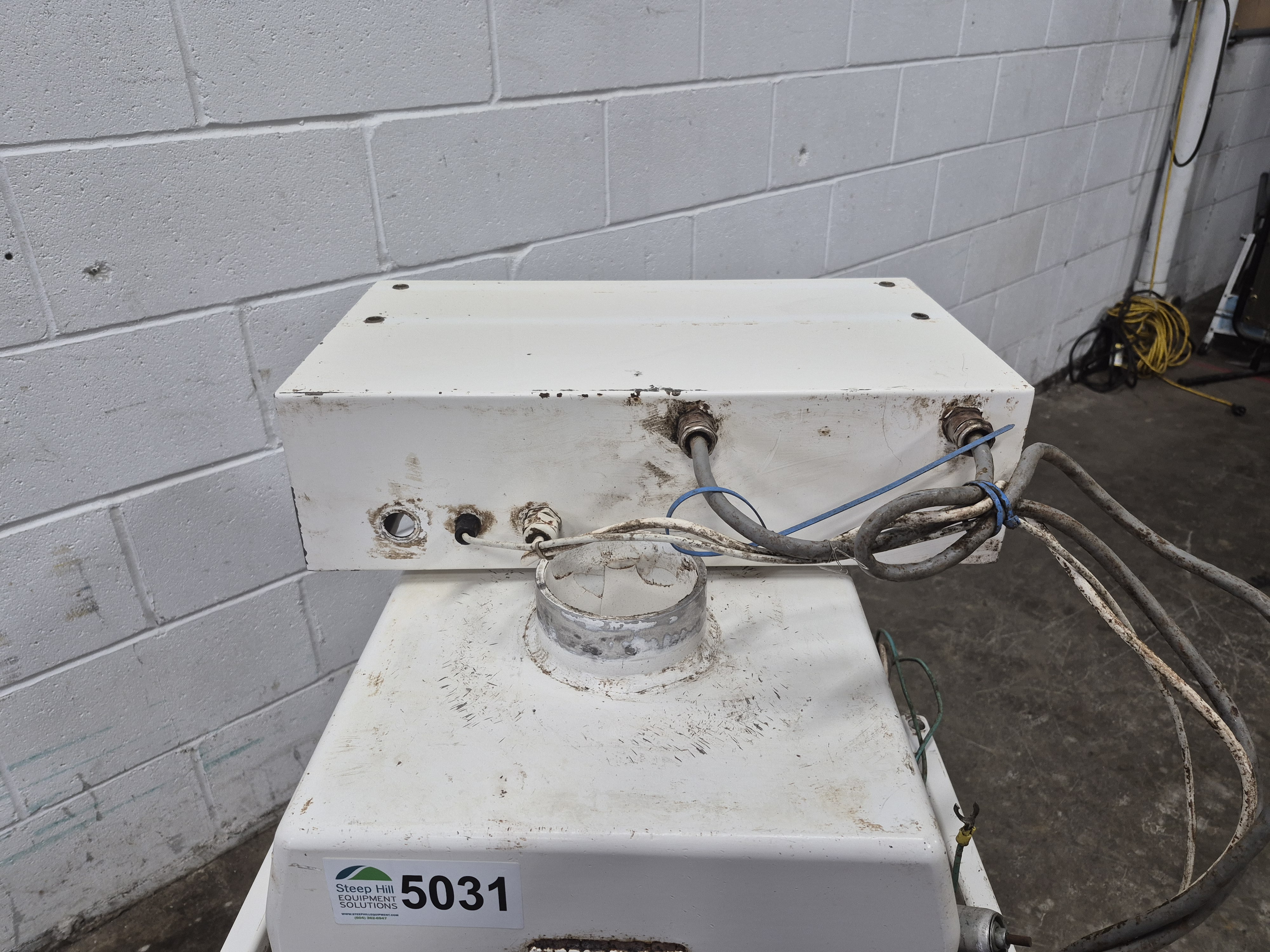 Used Safeline GF75 Fall-Through Metal Detector (For Parts Only)