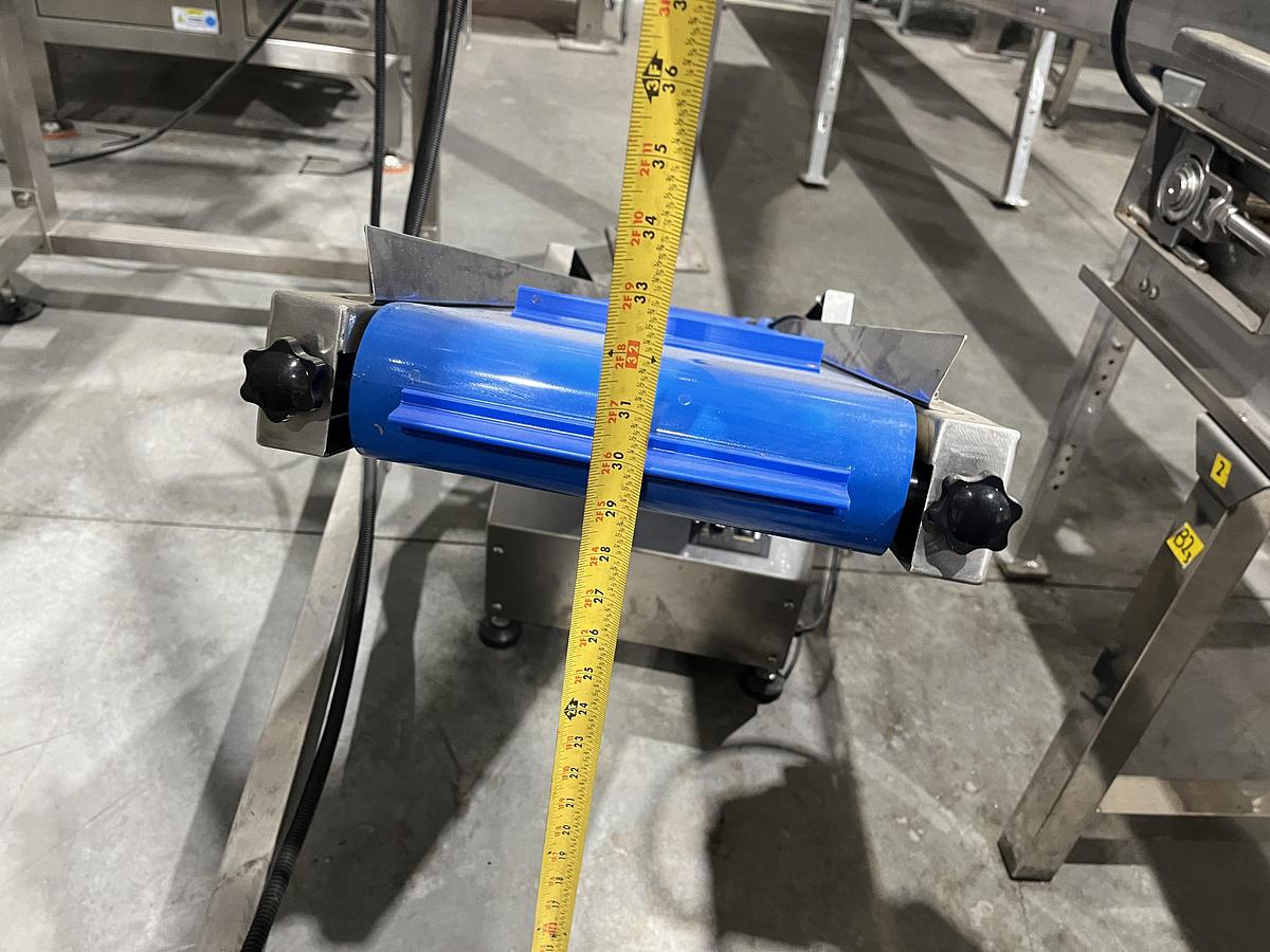 Used Incline Cleated Take-Away Conveyor