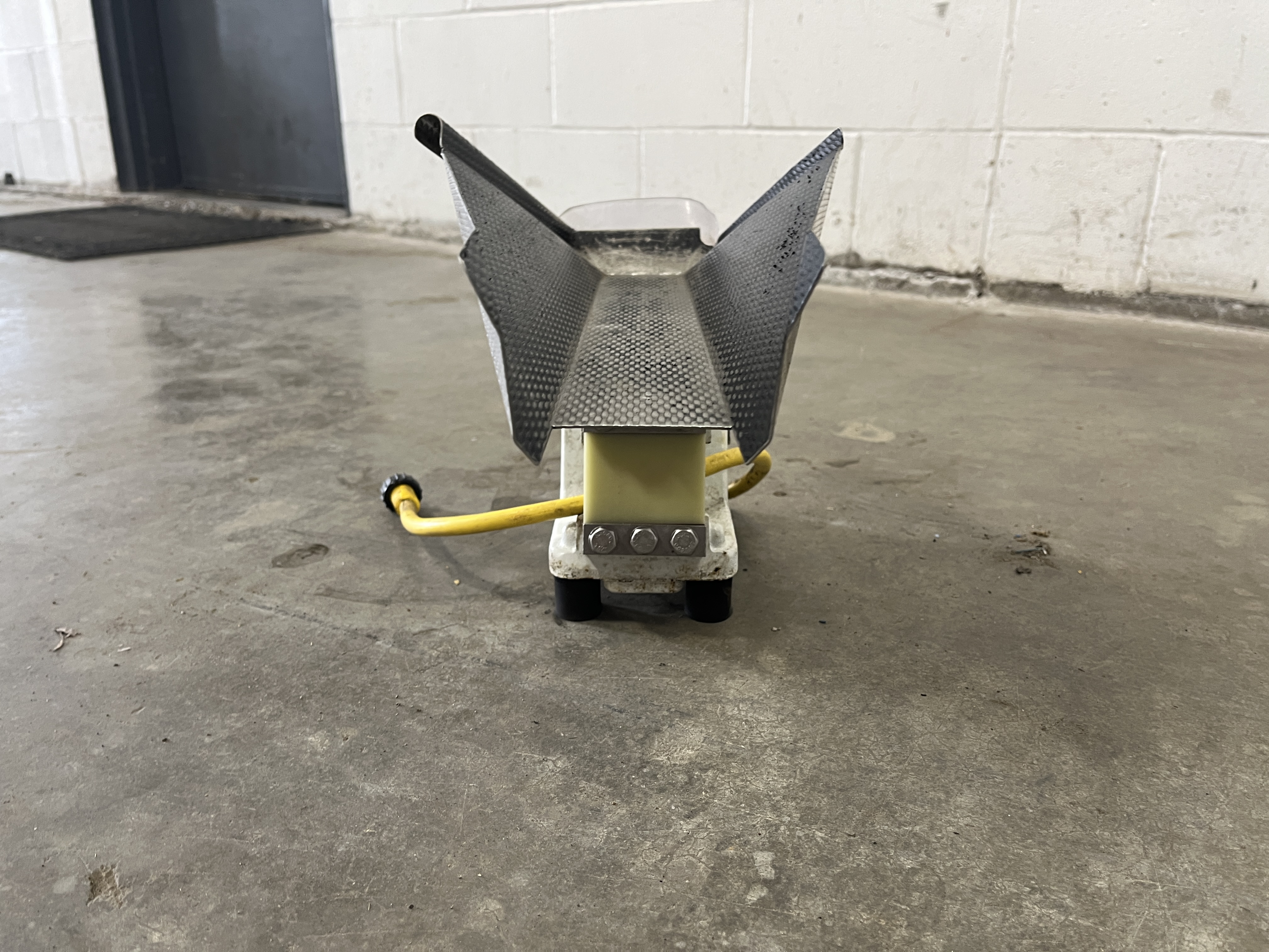 Used Eriez KHS-5 Vibratory Feeder