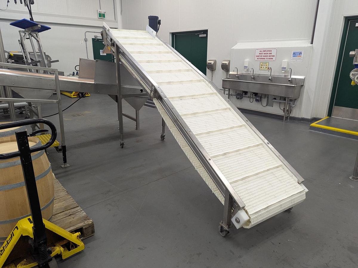 Used Incline Modular Conveyor