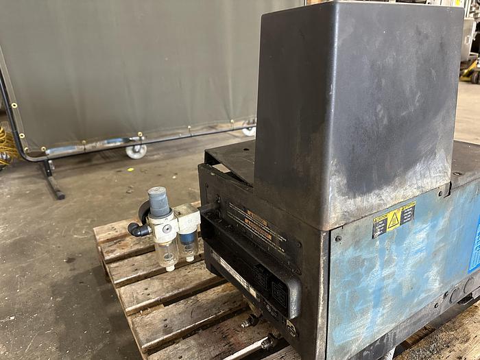 Used Nordson Series 3100V Hot Glue Dispenser