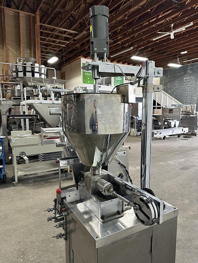 Used Housen HSU-150Y Liquid Fill & Seal Packer