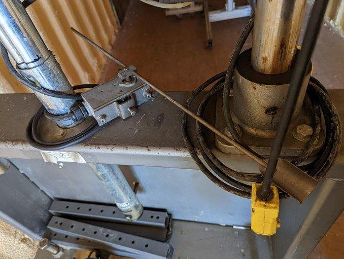 Used Equipment Express Inline Capper